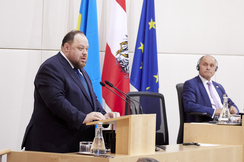 FPÖ-Bundesparteiobmann Kickl kritisiert Auftritt des ukrainischen Parlamentspräsidenten im Parlament.