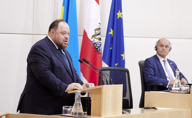 FPÖ-Bundesparteiobmann Kickl kritisiert Auftritt des ukrainischen Parlamentspräsidenten im Parlament.