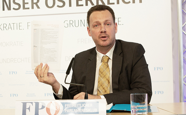 FPÖ-Gesundheitssprecher Kaniak: "Aprilscherz kommt heuer in Form einer Test-Verordnung."