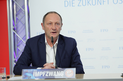FPÖ-Energiesprecher Kassegger: "Regierung ruft 'Gasnotfallplan' aus und 'beobachtet', lässt die Bevölkerung aber weiter im Regen stehen."