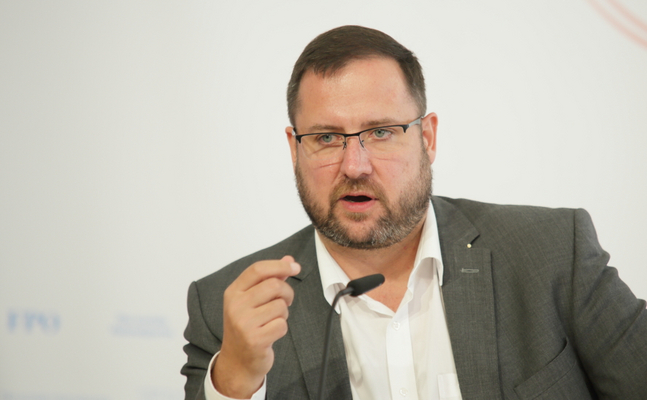FPÖ-U-Ausschuss-Fraktionsführer Hafenecker: "Ausscheiden von Ex-Justizminister Brandstetter aus dem VfGH als Vorbild für Wolfgang Sobotka."