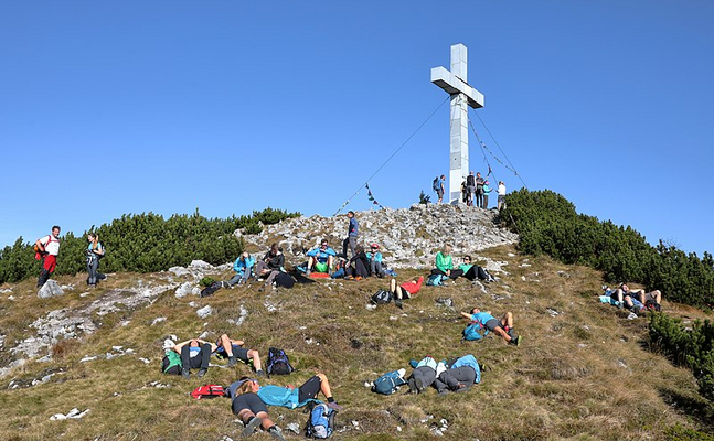 Die FPÖ fordert: Gipfelkreuze müssen als Teil unserer alpinen Tradition und Kultur erhalten werden!