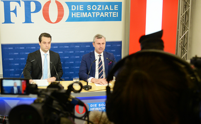 FPÖ vollzieht Straches „Selbst-Ausschluss“ - FPÖ-Parteiobmann Hofer: Die FPÖ wird eine „seriöse, stabile, rechtskonservative“ Bewegung ohne jeglichen Personenkult.