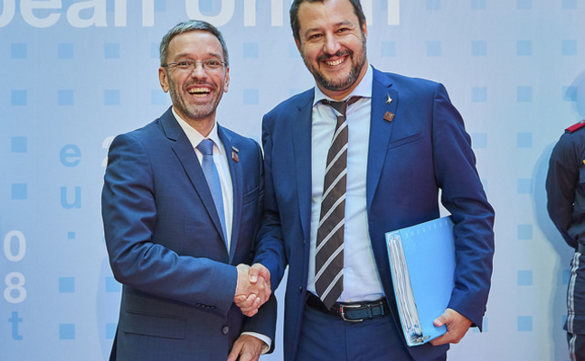 Beim Innenministertreffen in Innsbruck einigten sichHerbert Kickl, Horst Seehofer und Matteo Salvini auf eine gemeinsame Linie bei der Abwehr illegaler Migration nach Europa.